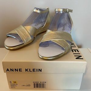 Anne Klein Aknanetta Sandal